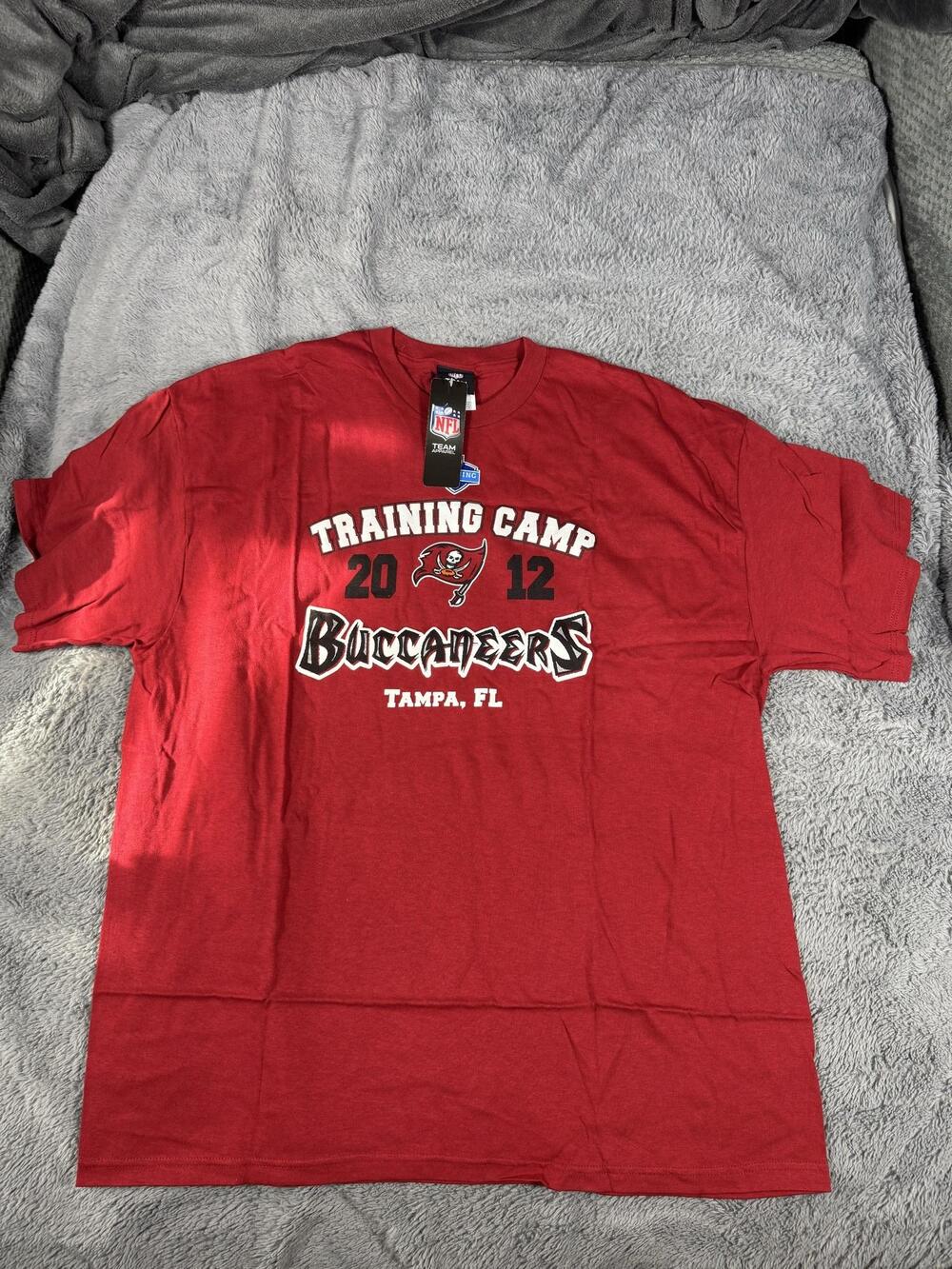 Tampa Bay Buccaneers Shirt Mens 2XL Red NFL Football NFL Team Apparel 2012